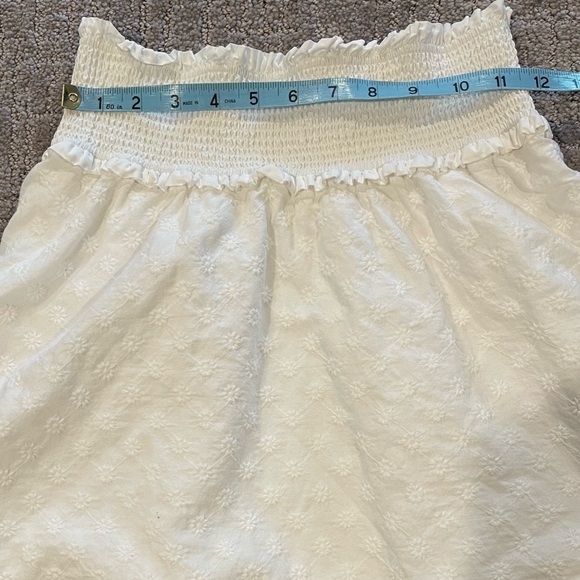 Rails Addison Mini Skirt, White Embroidered Daisies, Shirred Waistband, Size XS - Picture 9 of 14